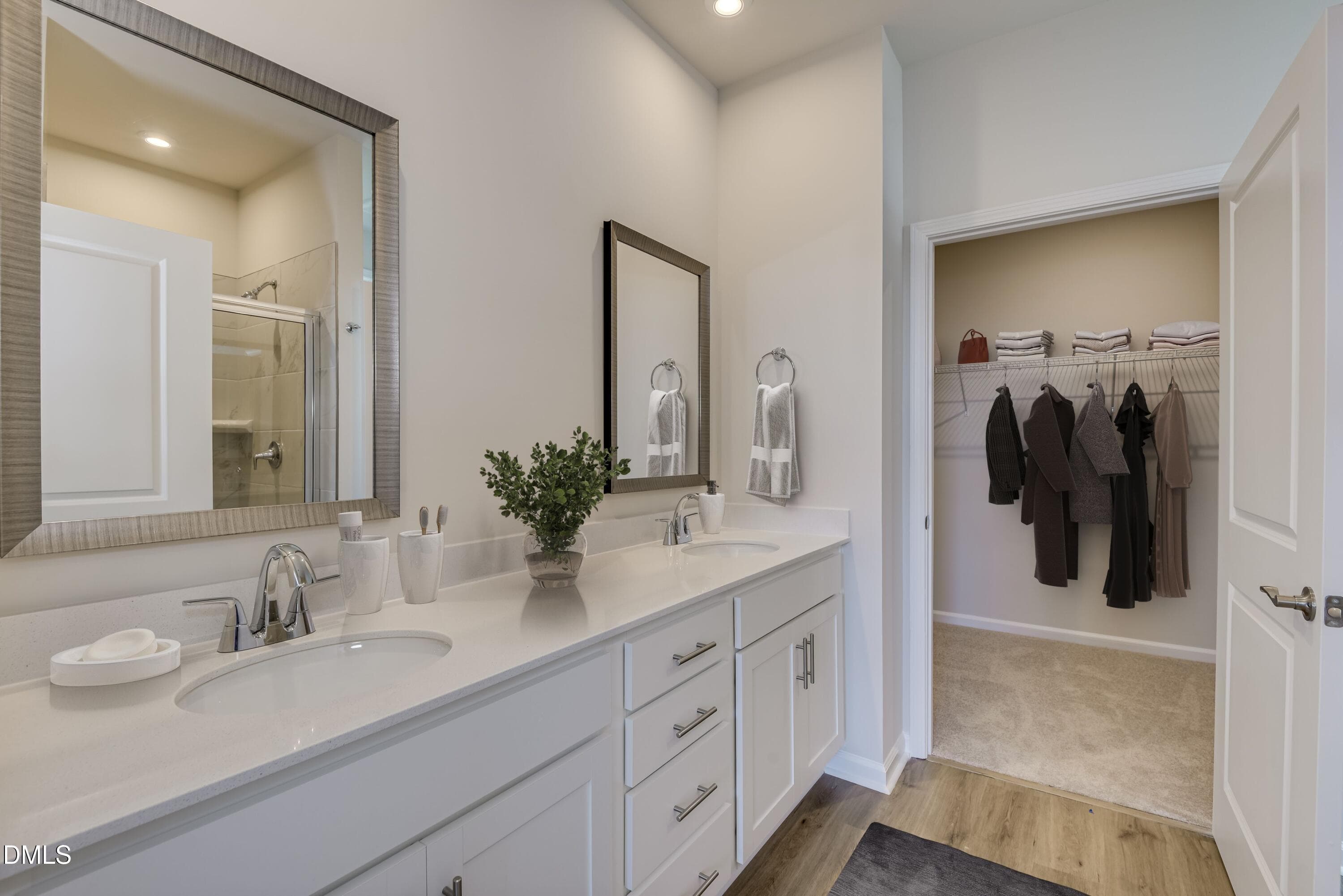 S_AGS_PST_INT_Yarmouth_PBTH - 48 King Tucks Way, Four Oaks, NC 27524
