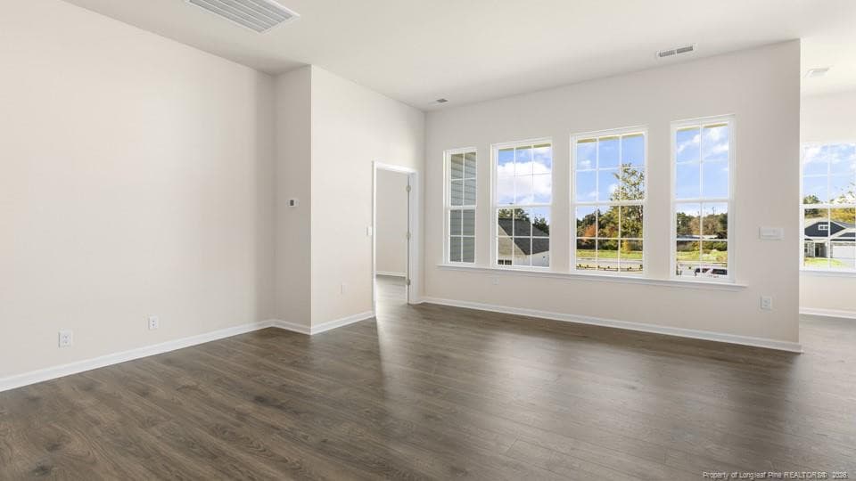 Photo 5 - 824 Fernwind Circle, Aberdeen, NC 28315