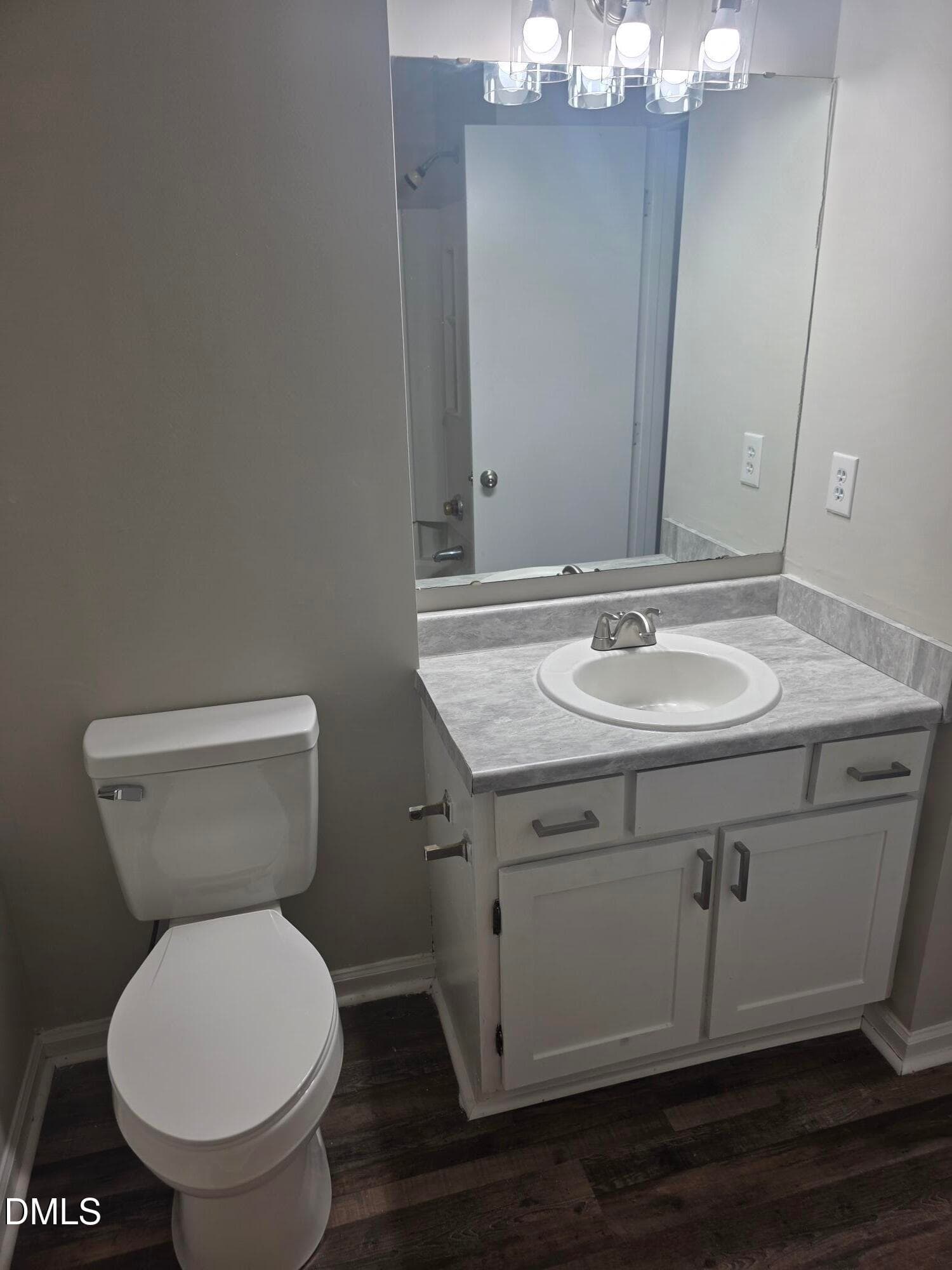 Full bathroom vanity - 7389 Sandy Creek Drive, Raleigh, NC 27615, Raleigh