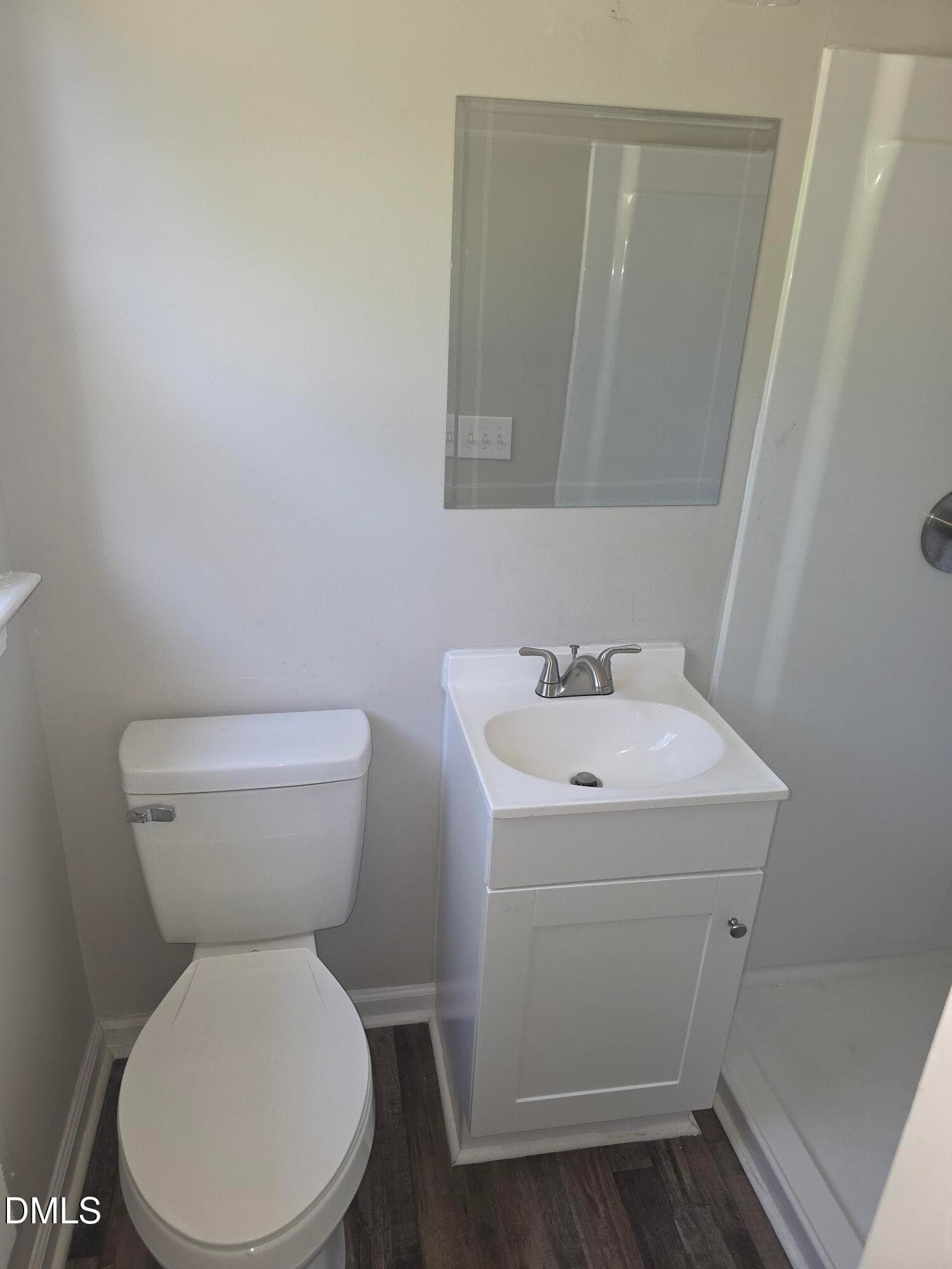 Hallway Full Bathroom - 800 Stone Drive, Rocky Mount, NC 27804