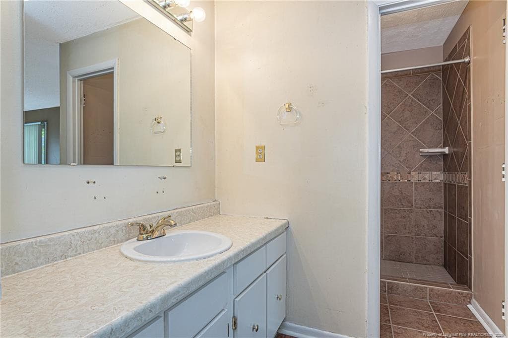 Photo 20 - 3391 Hawthorne Street, Hope Mills, NC 28348