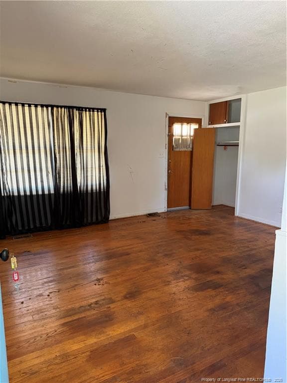 Photo 14 - 504 Eva Circle, Spring Lake, NC 28390