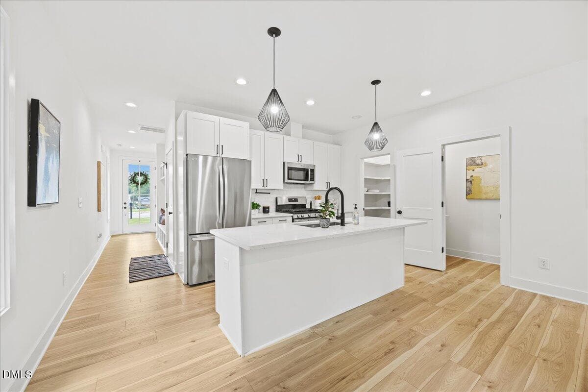 03-2A1A2889 - 829 Cumberland Street, Raleigh, NC 27610, Raleigh