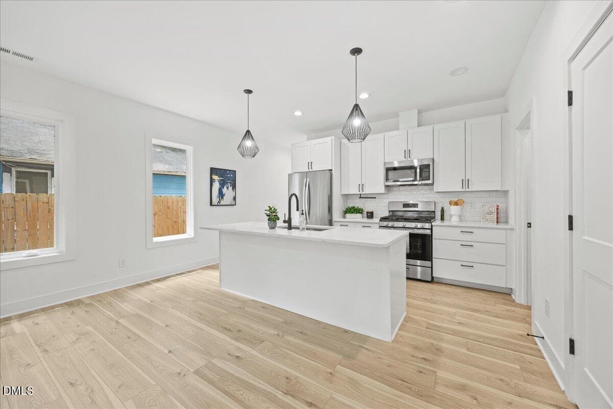 08-2A1A2904 - 829 Cumberland Street, Raleigh, NC 27610, Raleigh