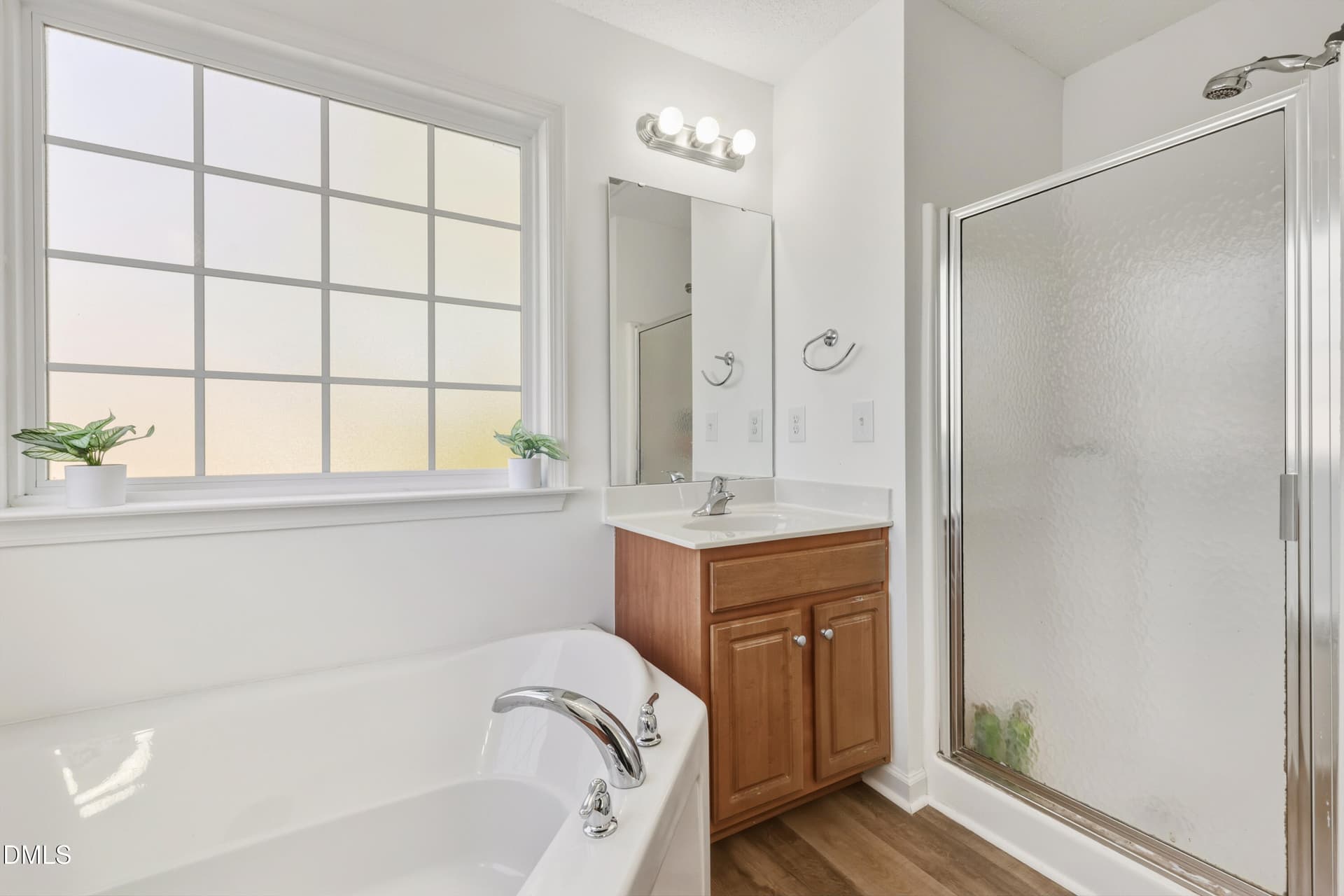 Bathroom - 423 Kinsman Court, Fuquay Varina, NC 27526