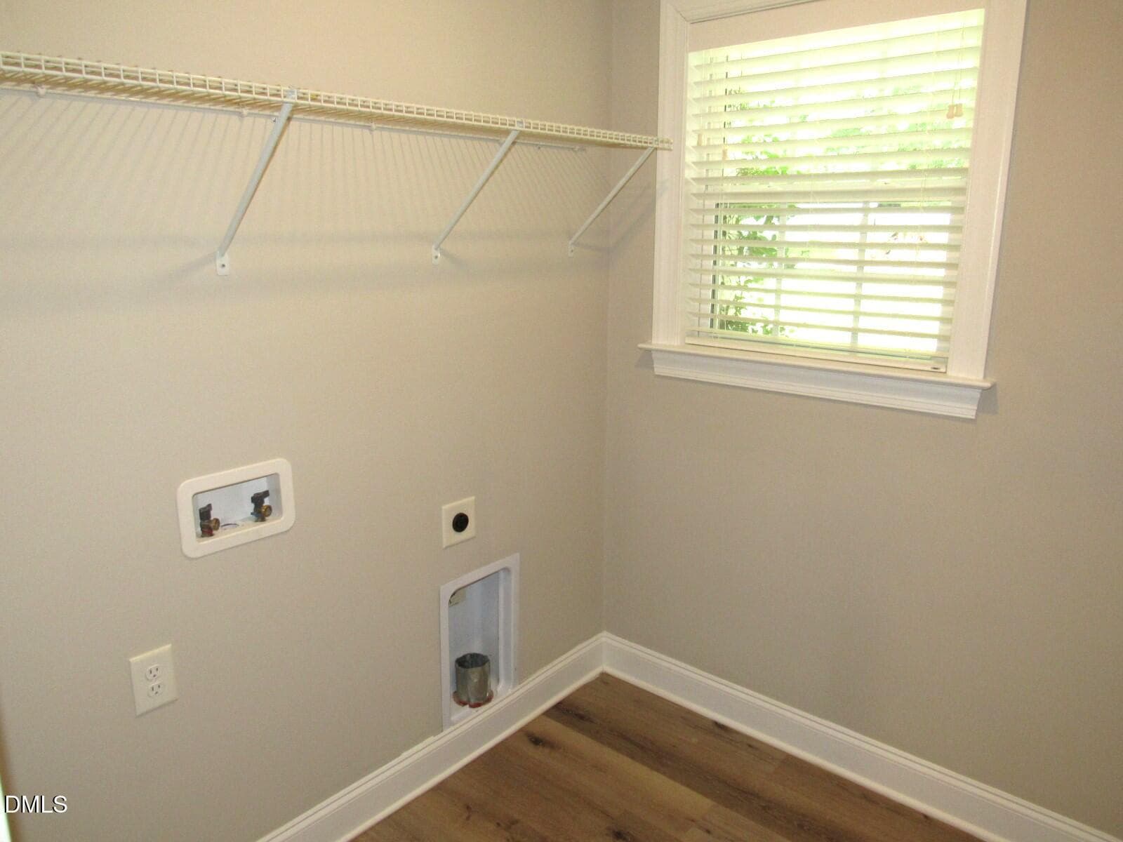 Laundry - 104 Woodbine Drive, Louisburg, NC 27549, Louisburg