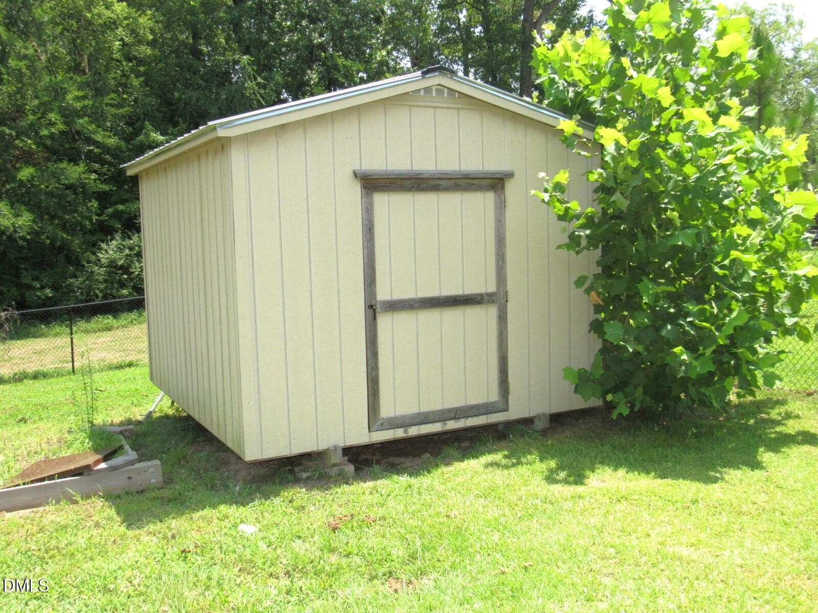 Storage building - 104 Woodbine Drive, Louisburg, NC 27549, Louisburg