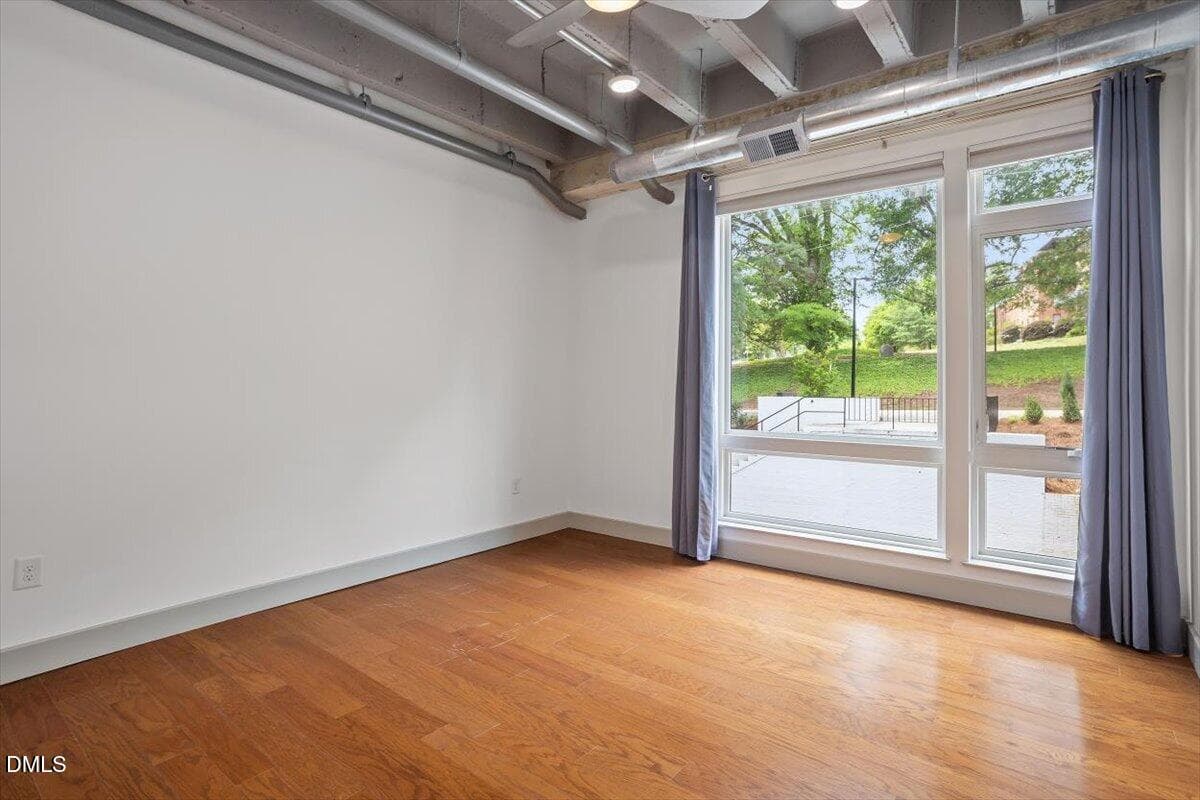 16-1300 St Marys St unit 207 [3006833]_1 - 1300 Saint Marys Street 207, Raleigh, NC 27605, Raleigh
