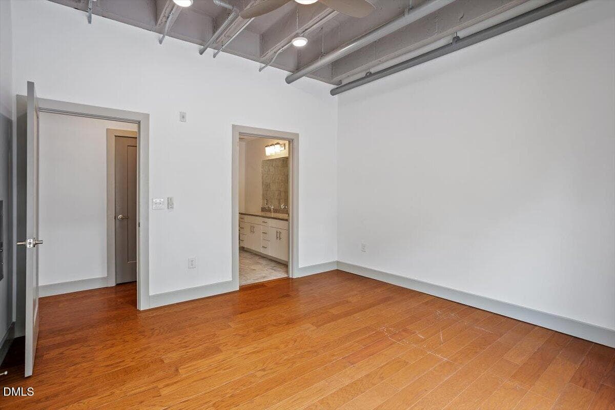 17-1300 St Marys St unit 207 [3006833]_1 - 1300 Saint Marys Street 207, Raleigh, NC 27605, Raleigh