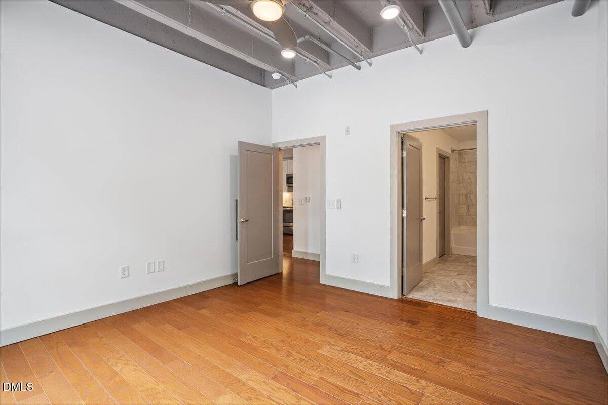 18-1300 St Marys St unit 207 [3006833]_1 - 1300 Saint Marys Street 207, Raleigh, NC 27605, Raleigh