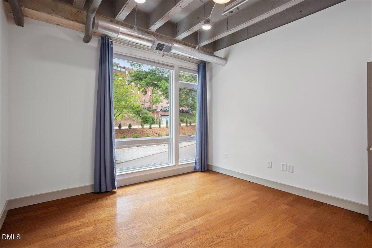 19-1300 St Marys St unit 207 [3006833]_1 - 1300 Saint Marys Street 207, Raleigh, NC 27605, Raleigh