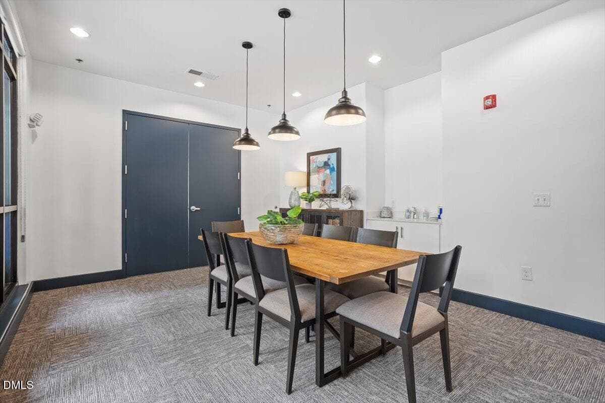 30-1300 St Marys St unit 207 [3006833]_3 - 1300 Saint Marys Street 207, Raleigh, NC 27605, Raleigh