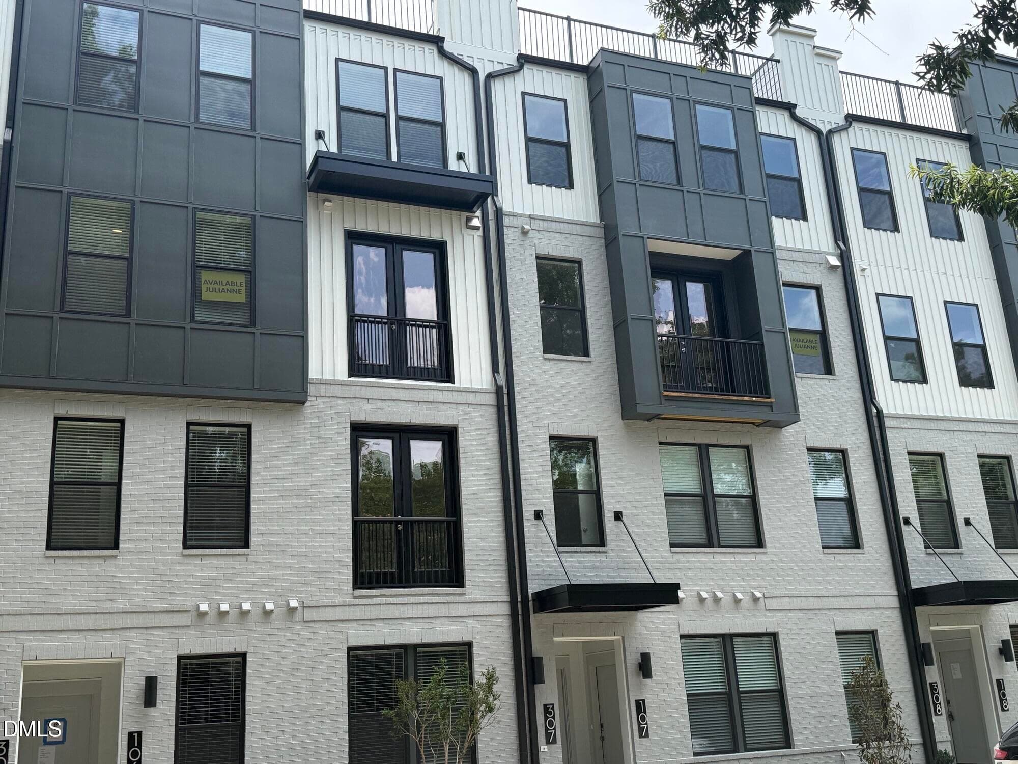 110 Byrum Street 307, Cary, NC 27511
