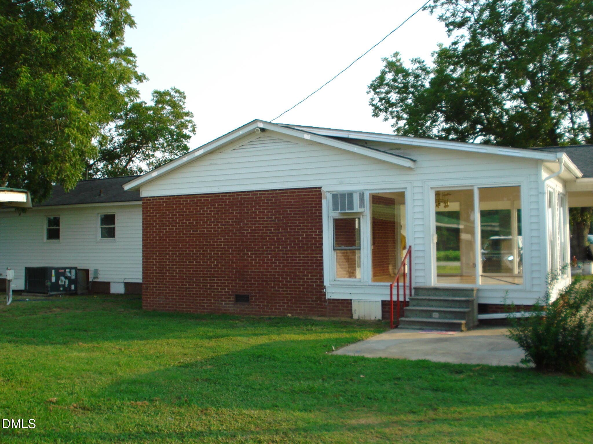 DSC09260 - 3900 N Spring Branch Road, Dunn, NC 28334
