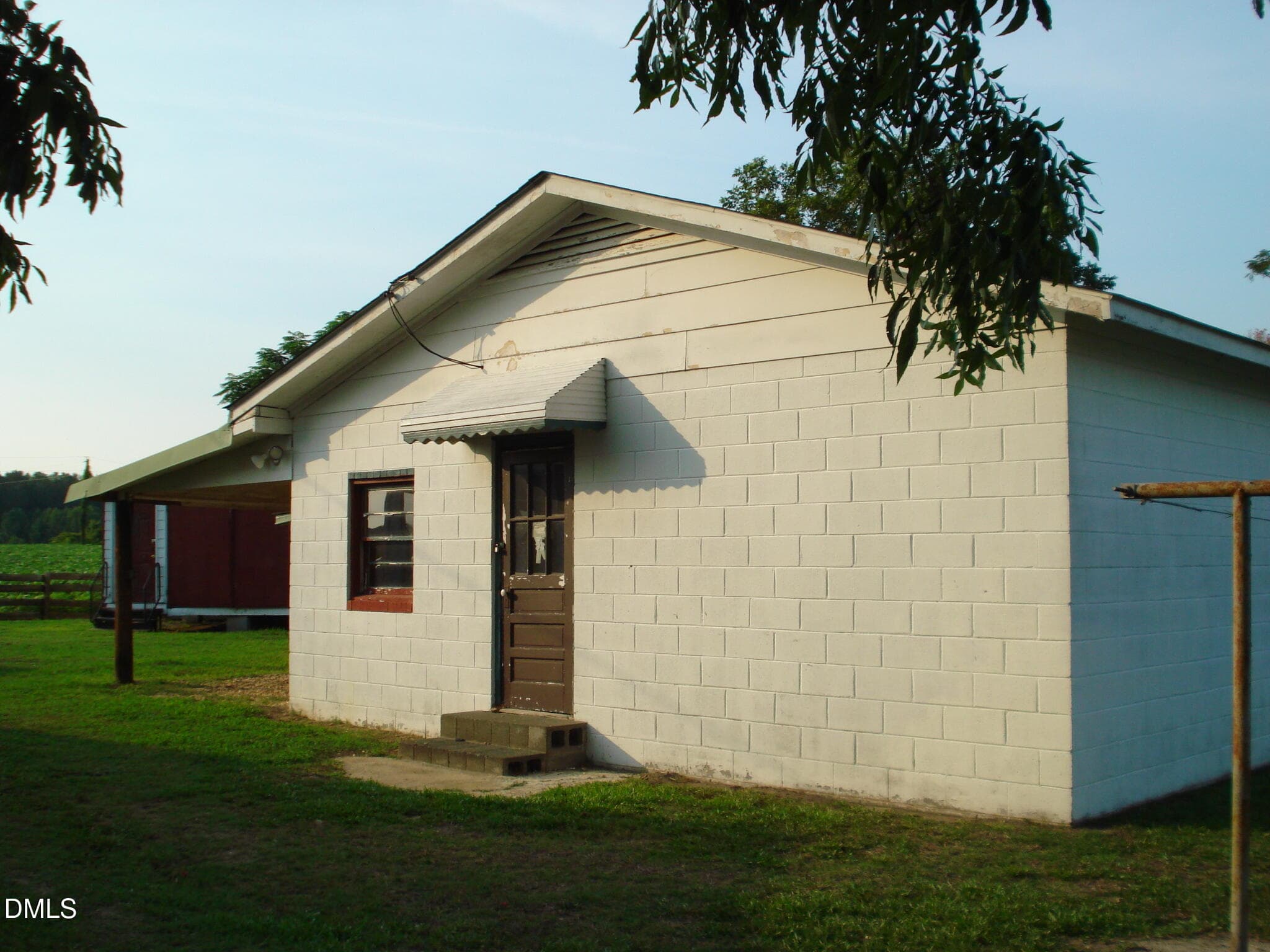 DSC09253 - 3900 N Spring Branch Road, Dunn, NC 28334