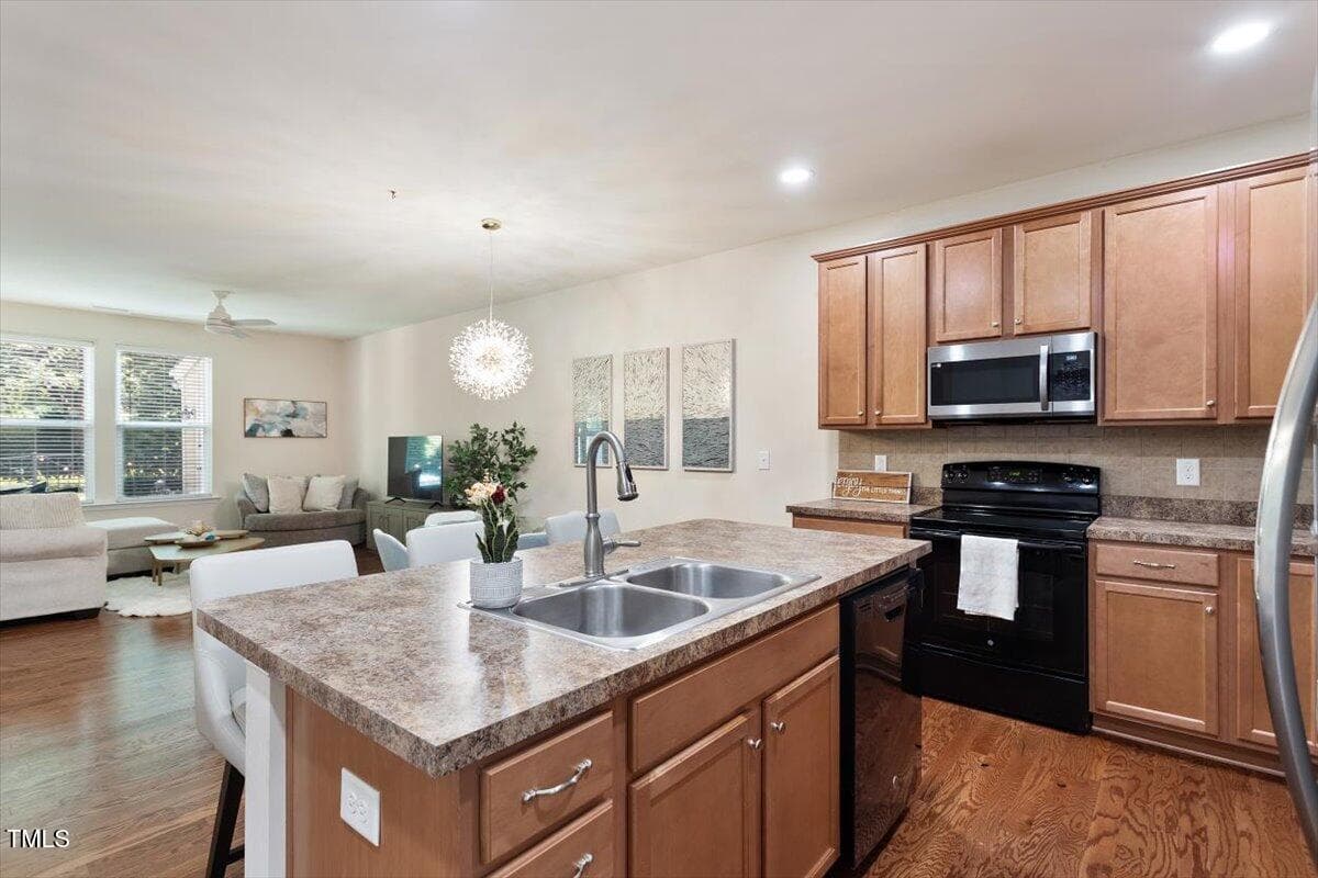 12-120 Ransomwood Dr [2391918]_12 - 120 Ransomwood Drive, Apex, NC 27539