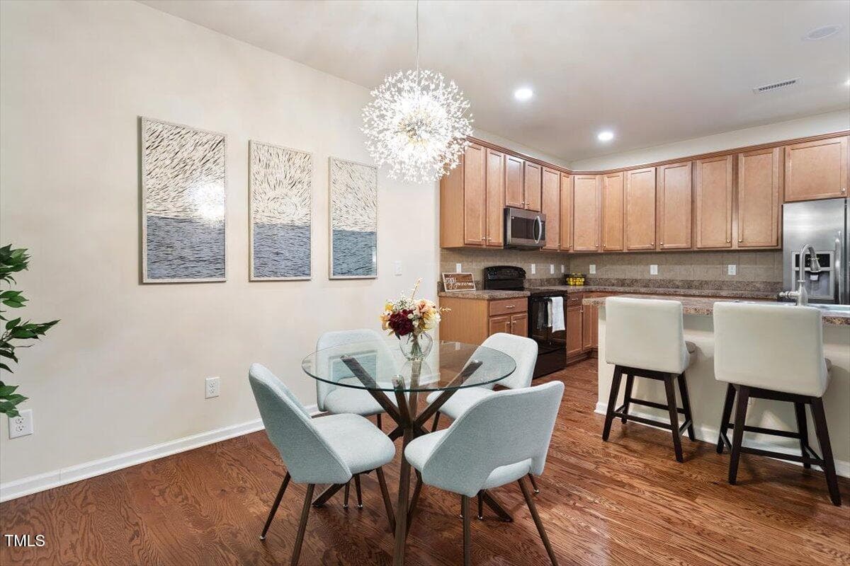 16-120 Ransomwood Dr [2391918]_16 - 120 Ransomwood Drive, Apex, NC 27539