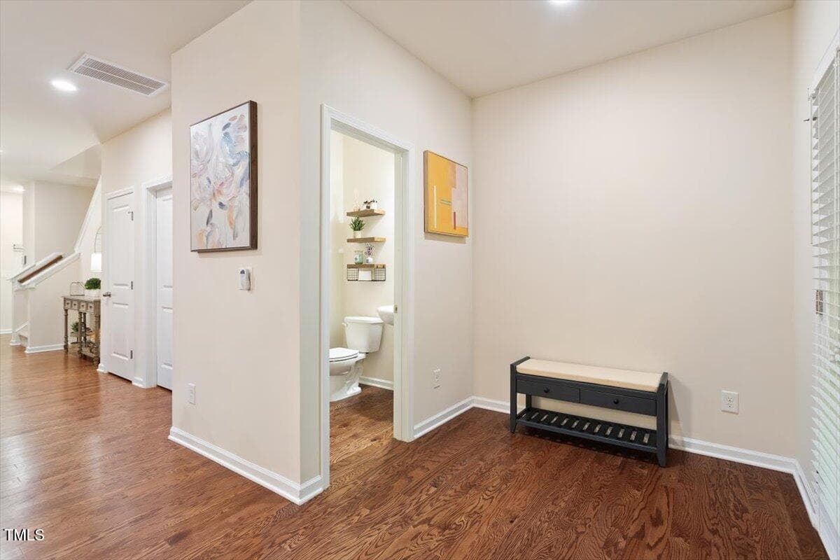 20-120 Ransomwood Dr [2391918]_20 - 120 Ransomwood Drive, Apex, NC 27539