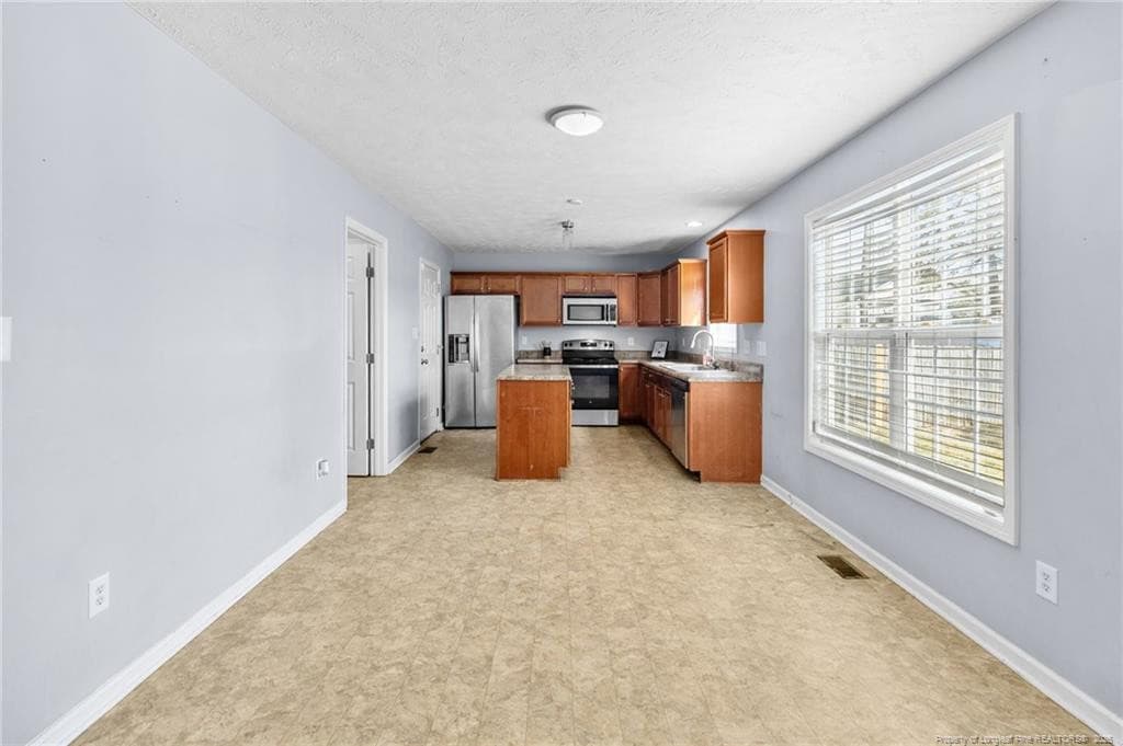 Photo 10 - 9008 Grouse Run Lane, Fayetteville, NC 28314, Fayetteville