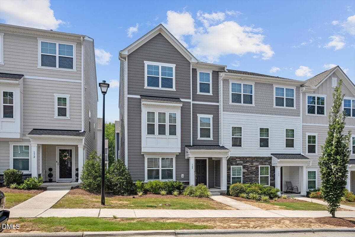 02-168 Daisy Meadow Ln [3211666]_0718202 - 168 Daisy Meadow Lane, Wake Forest, NC 27587