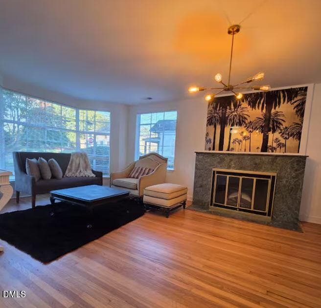 1 (1) - 203 W Rockspring Street, Henderson, NC 27536