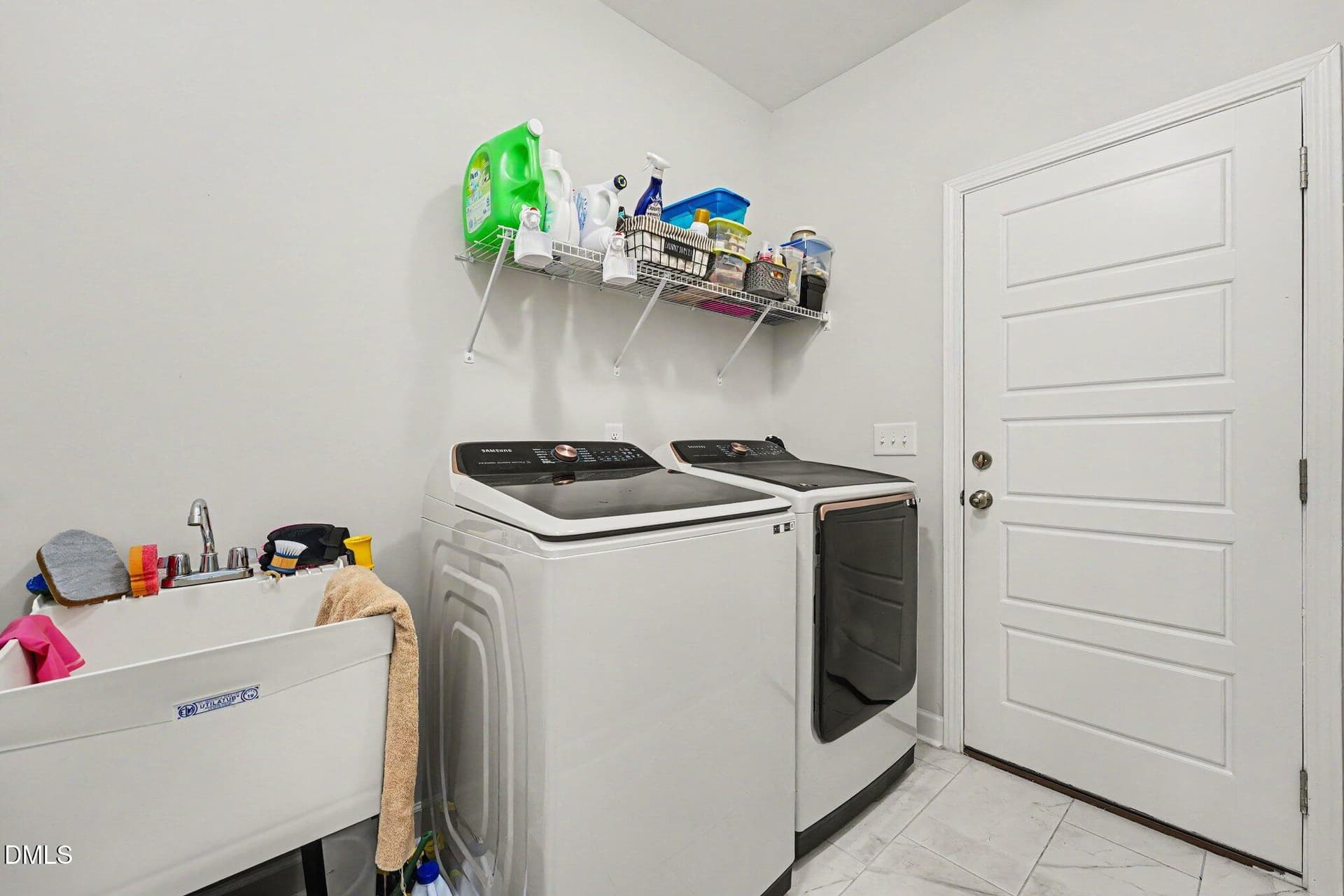 Main Floor Laundry - 96 Looping Horse Circle, Angier, NC 27501