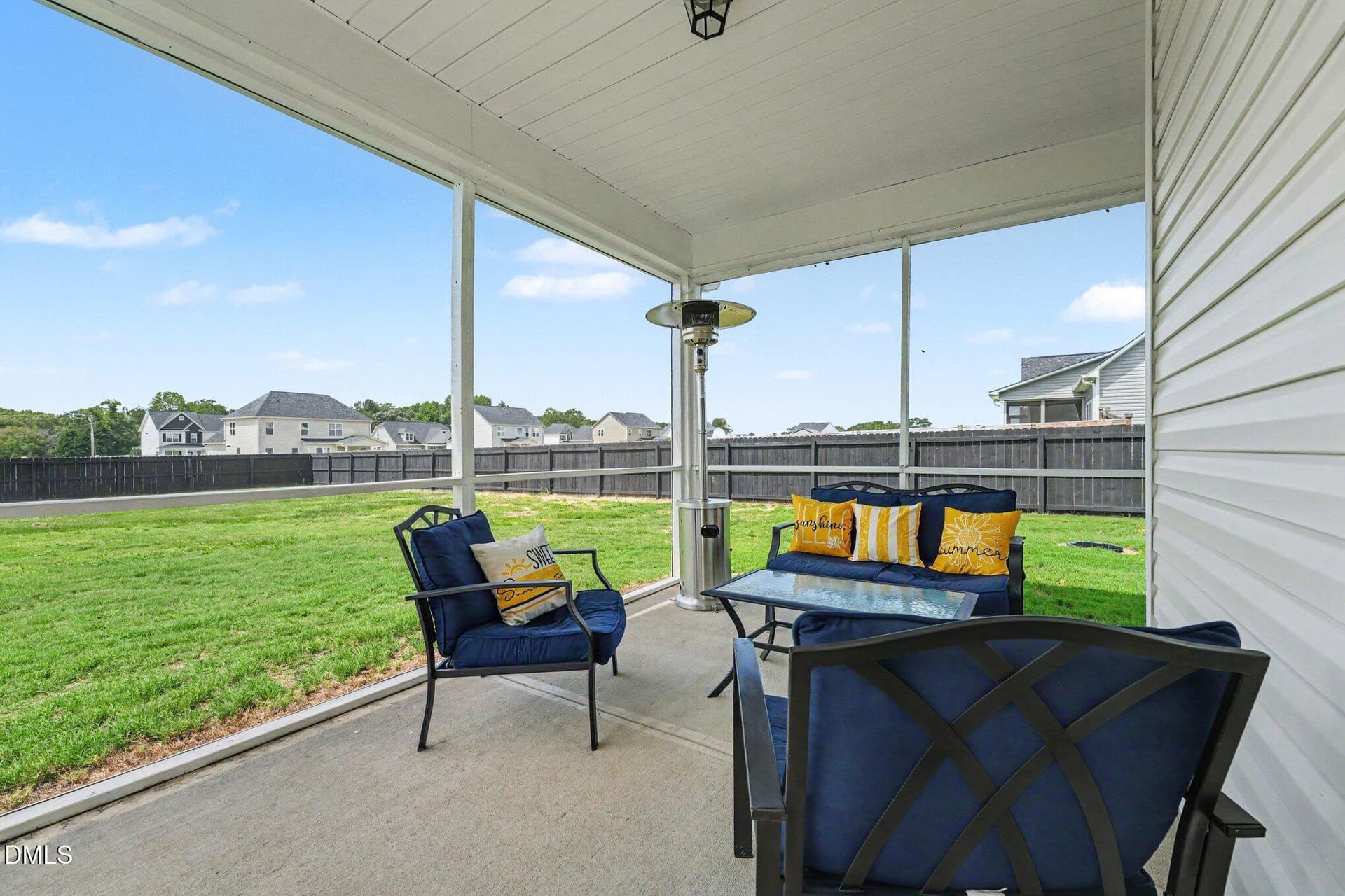 Screen Porch - 96 Looping Horse Circle, Angier, NC 27501