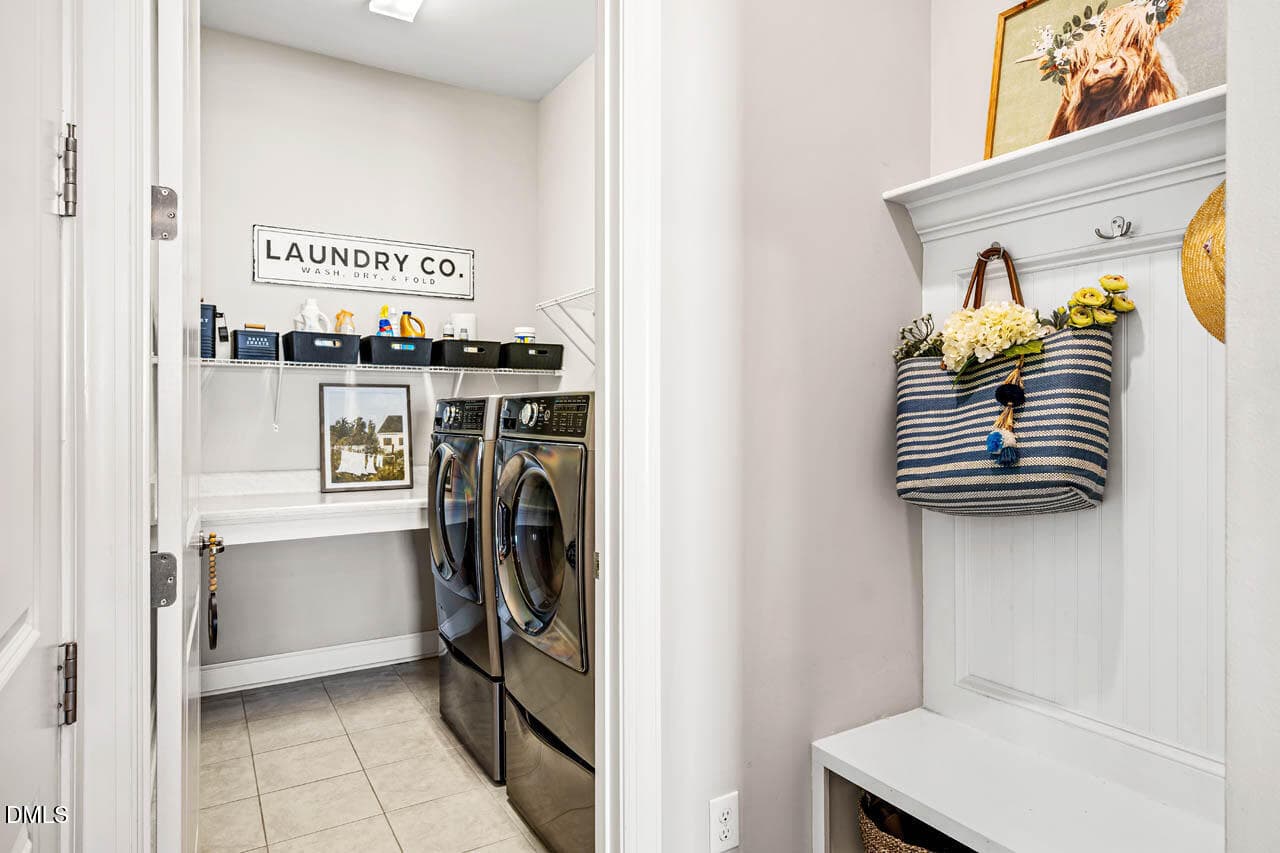 Owner's Entry w/ Built-in Drop Zone - 93 Abercorn Circle, Chapel Hill, NC 27516, Chapel Hill