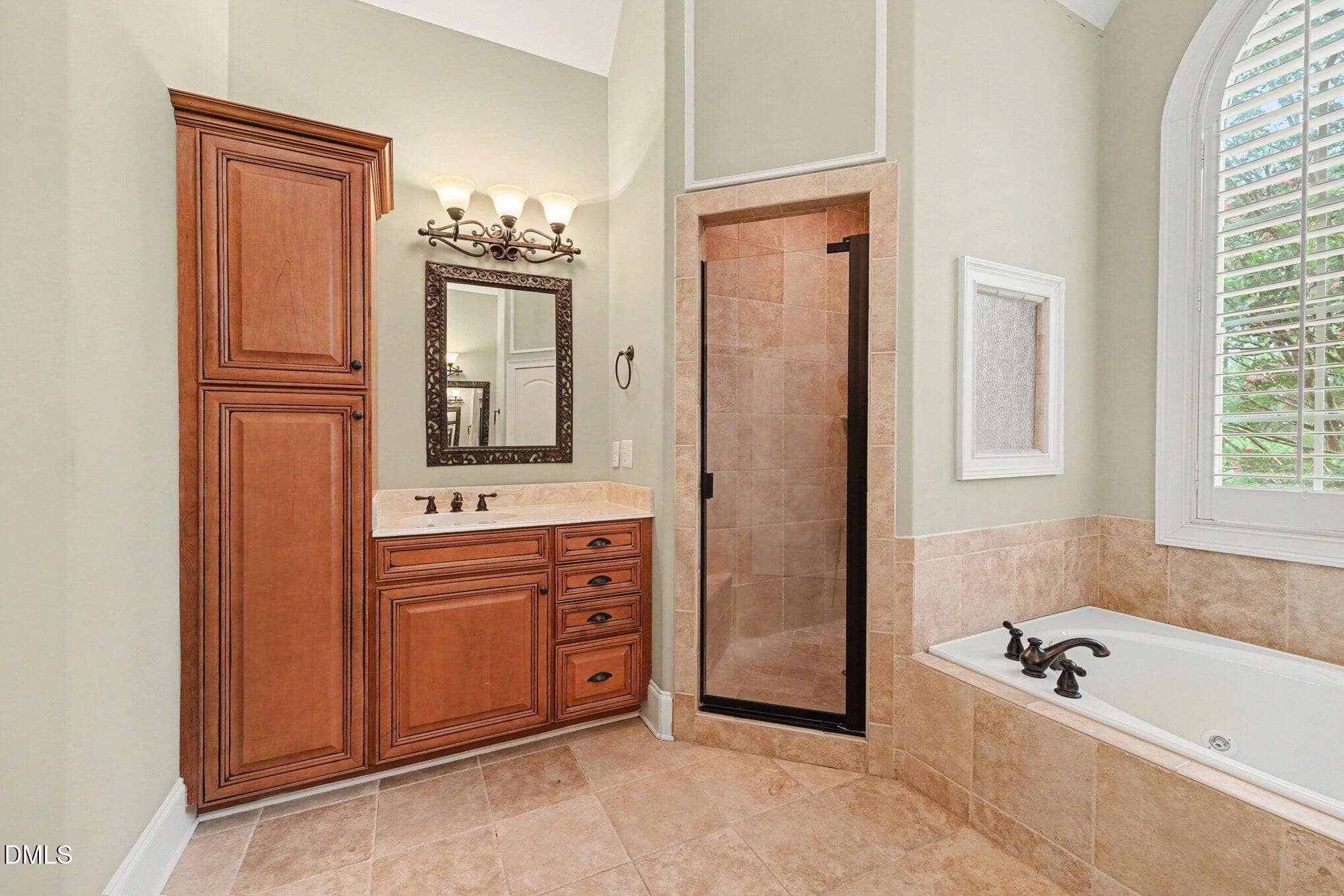 036_file_6322 - 8120 Zinfandel Drive, Kernersville, NC 27284