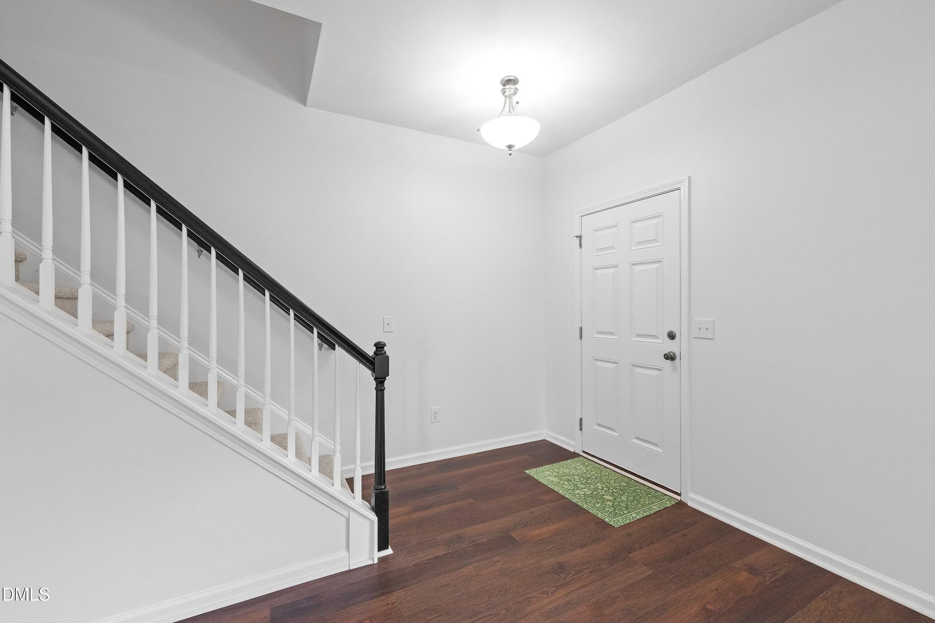 Entrance Foyer - 817 Edgeware Way, Wake Forest, NC 27587