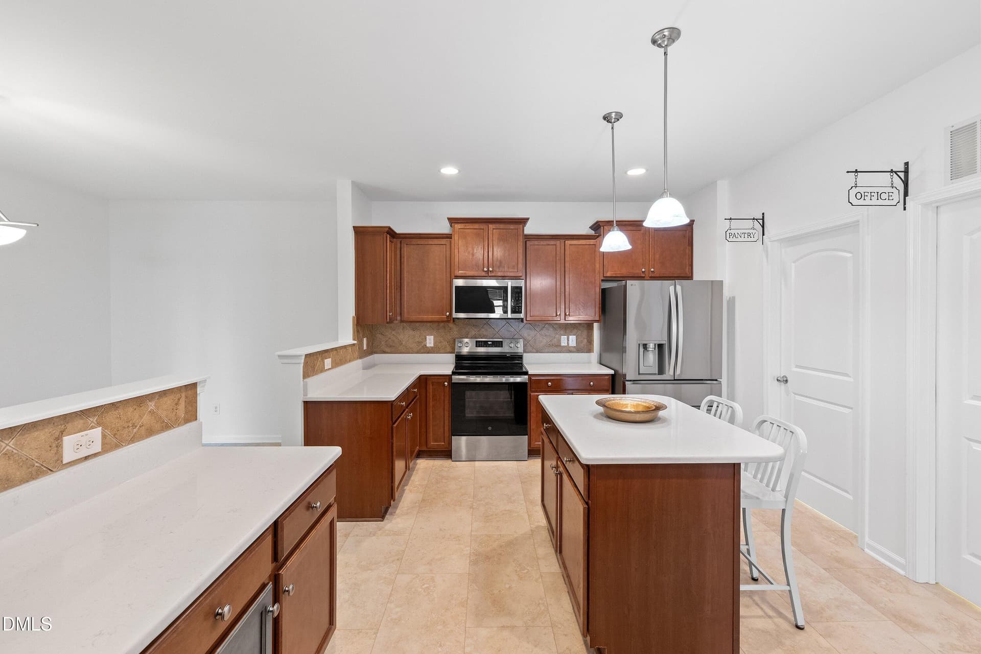 Kitchen - 817 Edgeware Way, Wake Forest, NC 27587