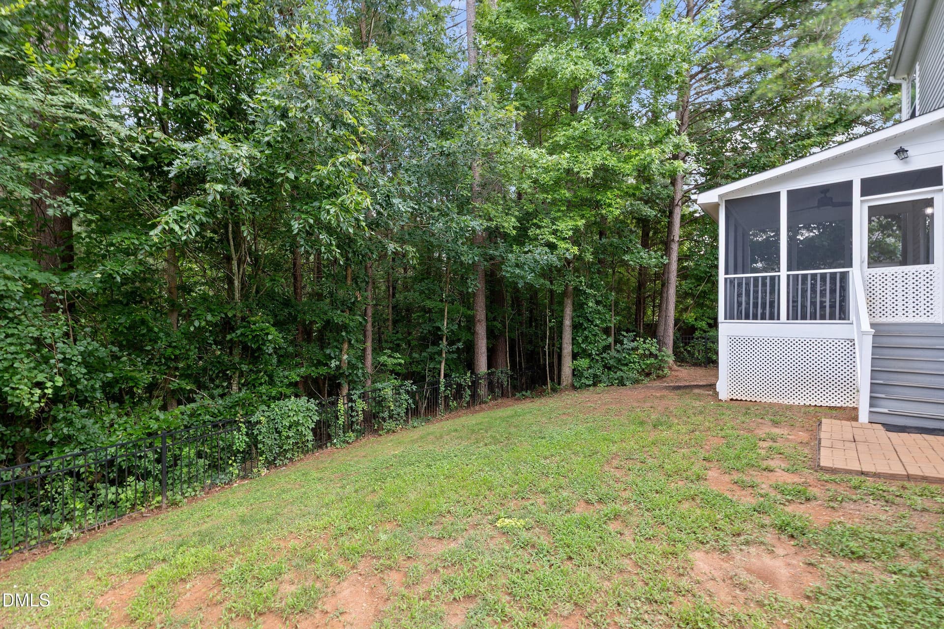 Yard - 817 Edgeware Way, Wake Forest, NC 27587