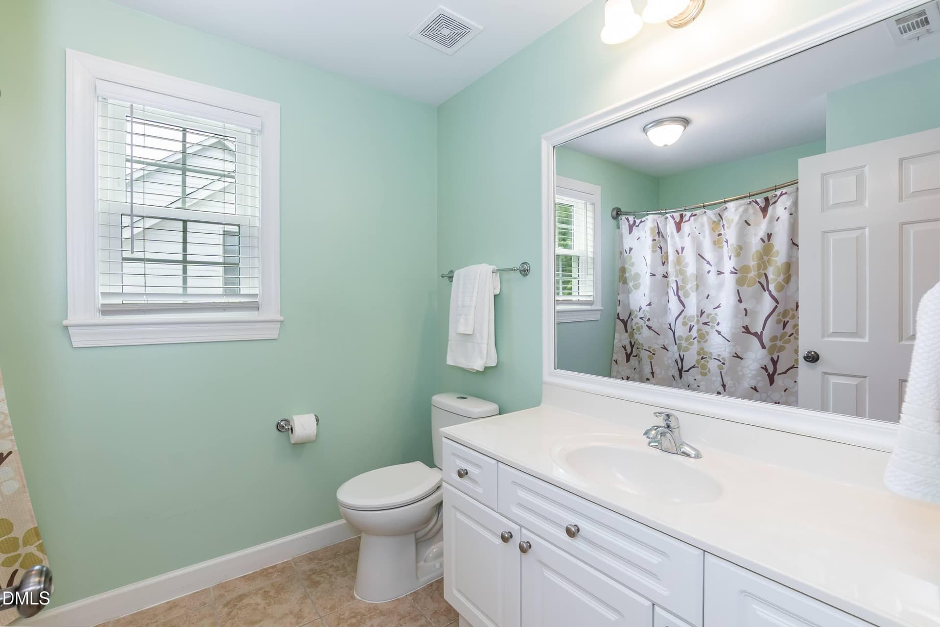 Bathroom 01 - 2948 Dargan Hills Drive, Wake Forest, NC 27587