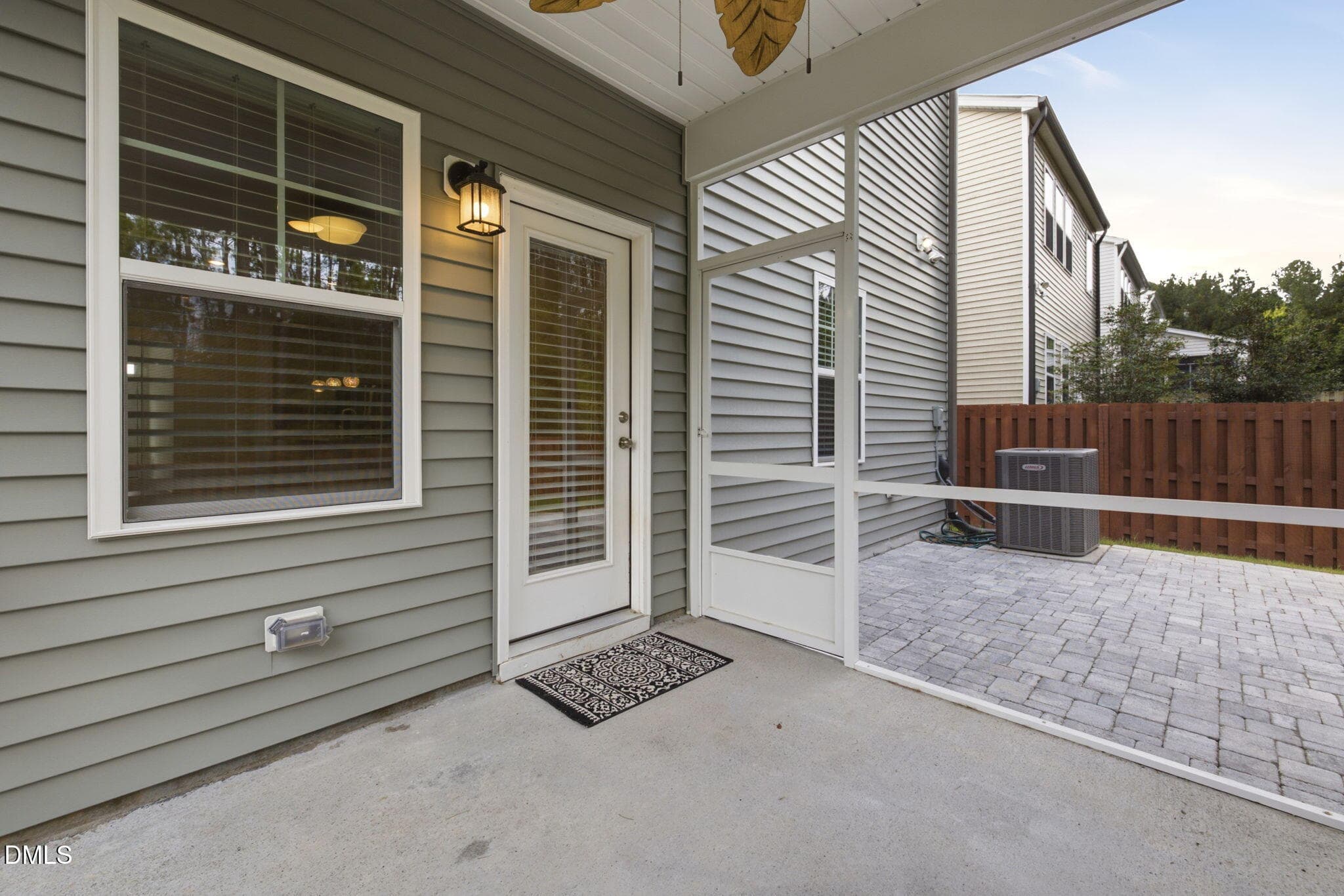 Screened Patio - 905 Holly Bluff Lane, Durham, NC 27713, Durham