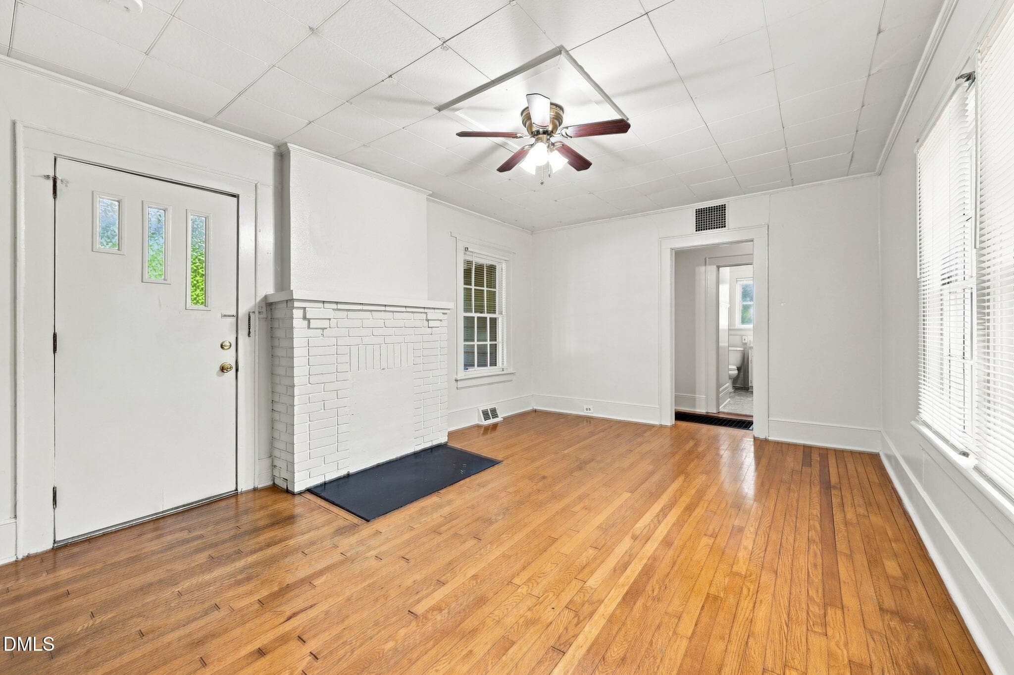 Living Room - 820 W Knox Street, Durham, NC 27701, Durham