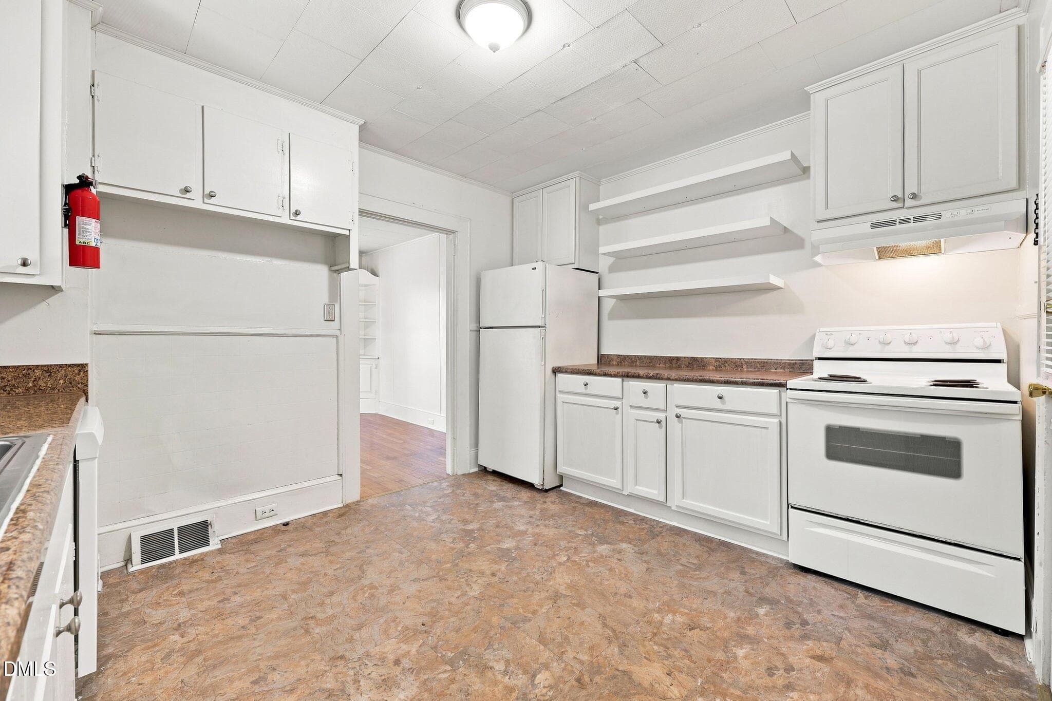 Kitchen - 820 W Knox Street, Durham, NC 27701, Durham