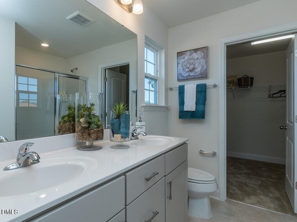 016_ Master Bathroom - 1516 Briar Brook Lane, Zebulon, NC 27597