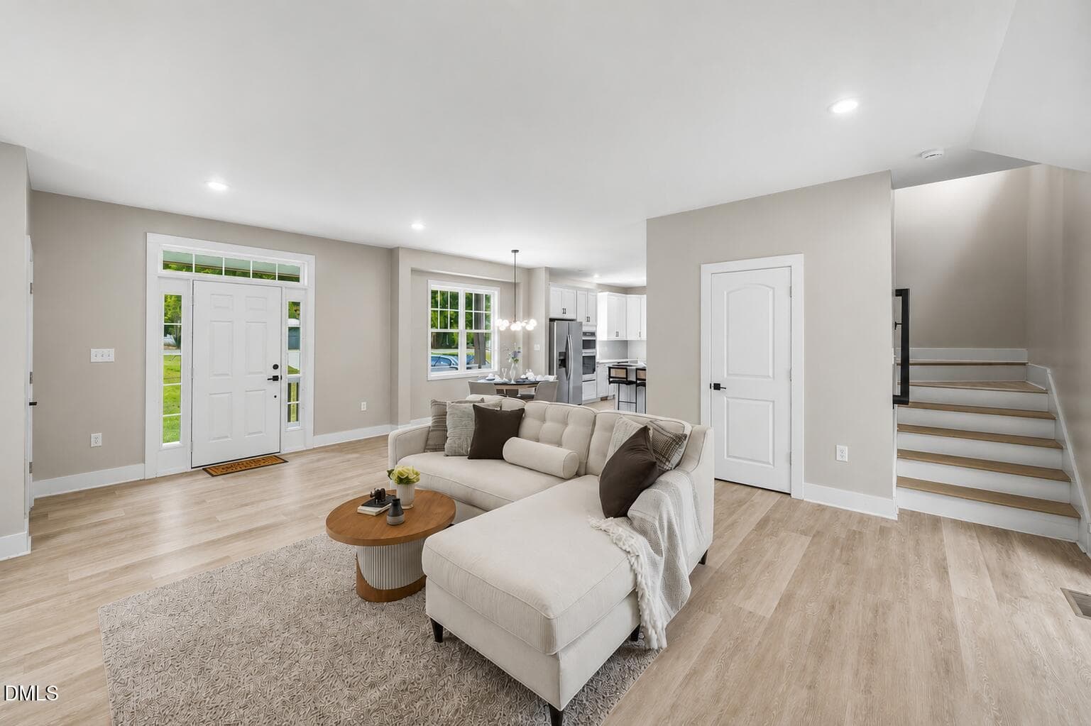 6roxboro-family-room.png - 1109 Ridge Road, Roxboro, NC 27573