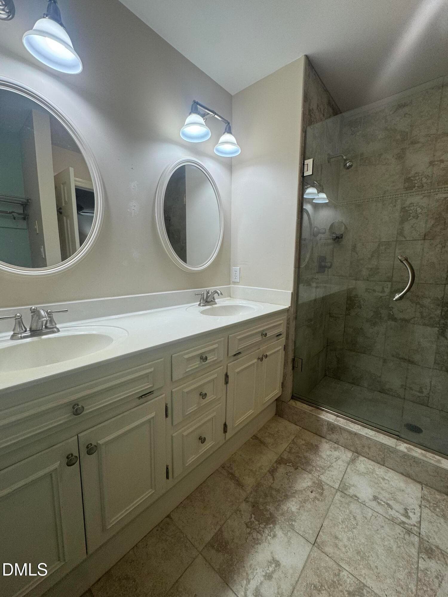Primary Bath to Shower - 2269 Brisbayne Circle, Raleigh, NC 27615, Raleigh