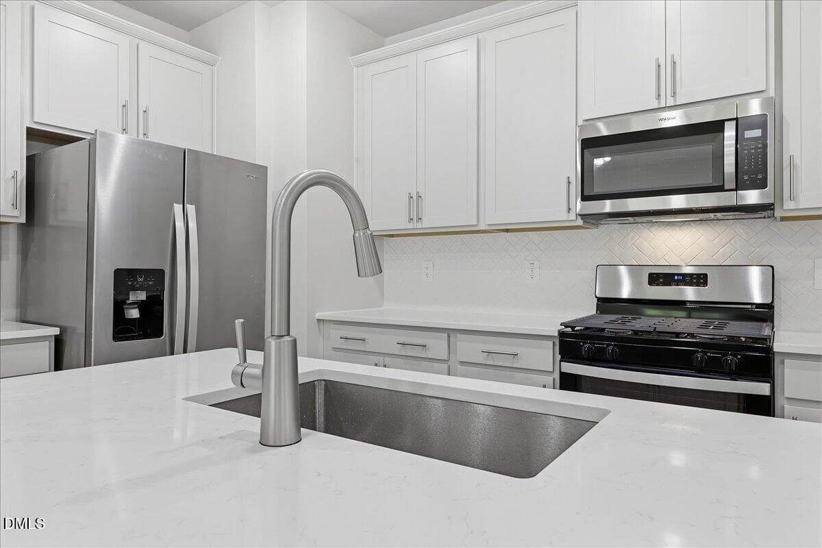 10-8Y3A9453 - 1430 Hatteras Road, Durham, NC 27704, Durham