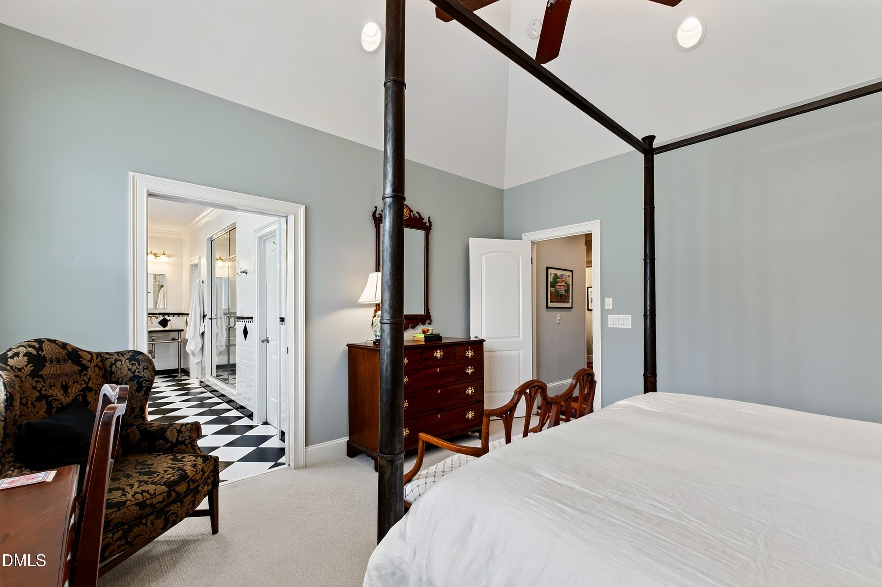 Ridge (26) - 2017 Ridge Road, Raleigh, NC 27607, Raleigh