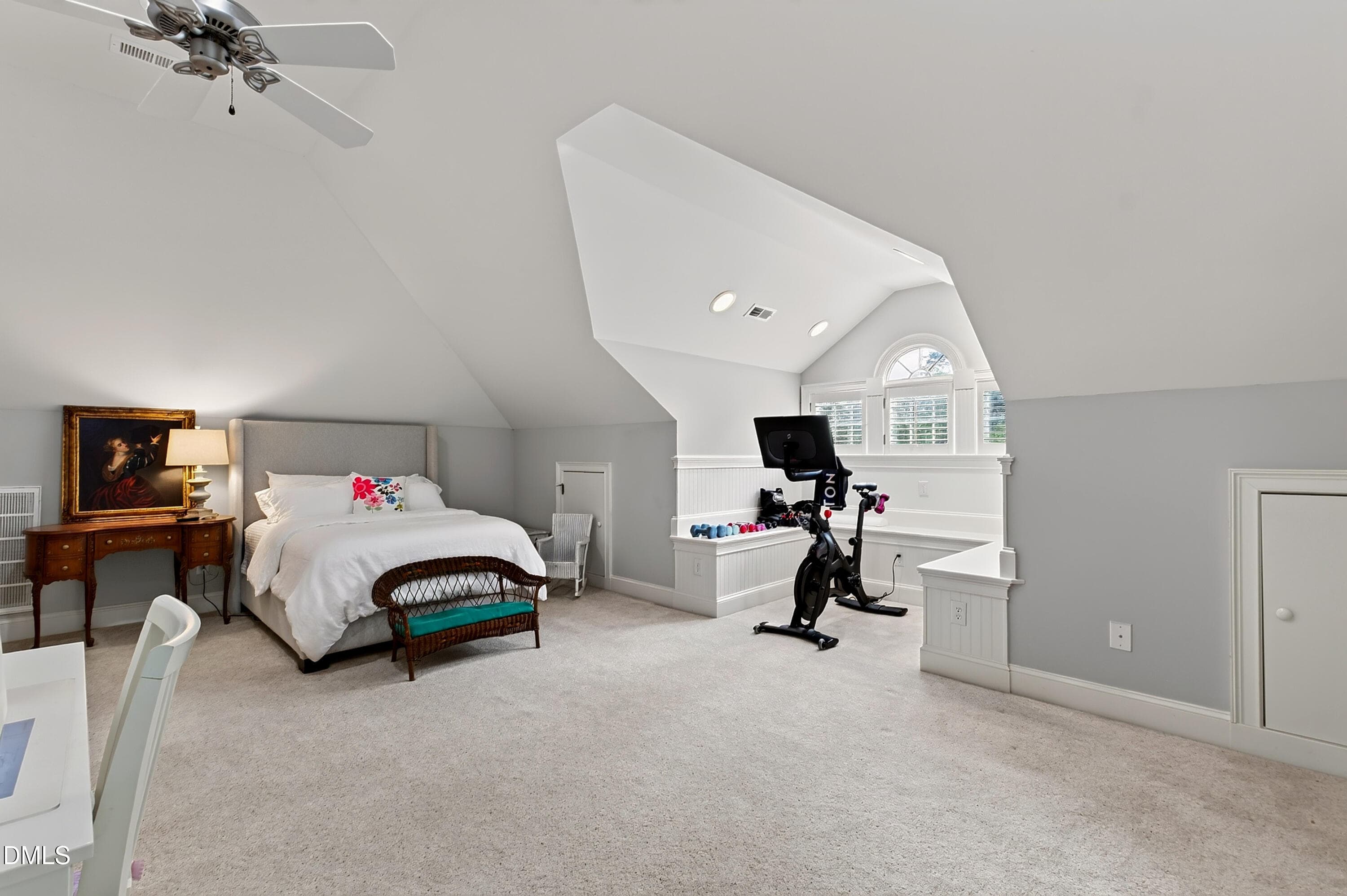 Ridge (44) - 2017 Ridge Road, Raleigh, NC 27607, Raleigh