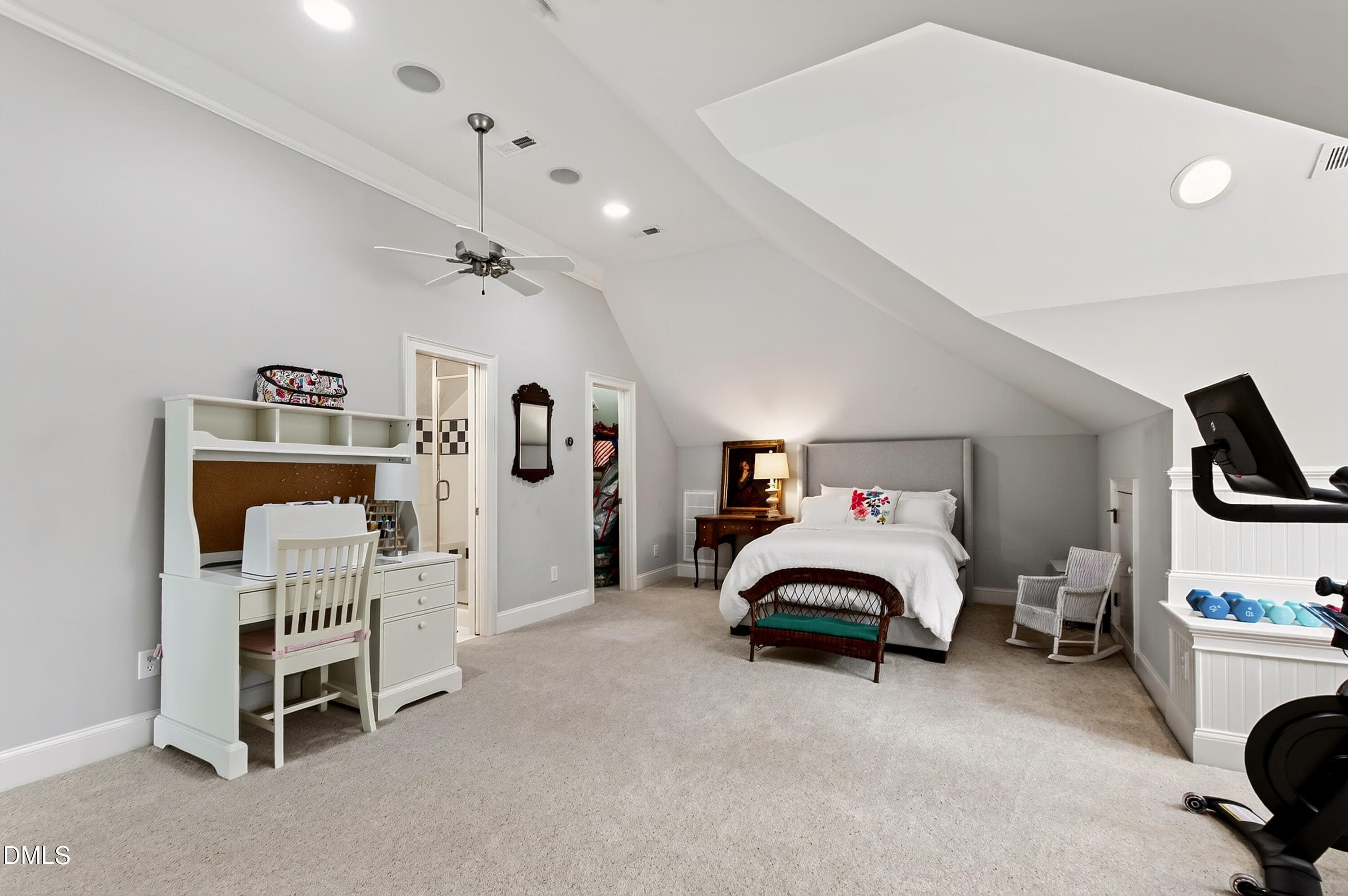 Ridge (45) - 2017 Ridge Road, Raleigh, NC 27607, Raleigh