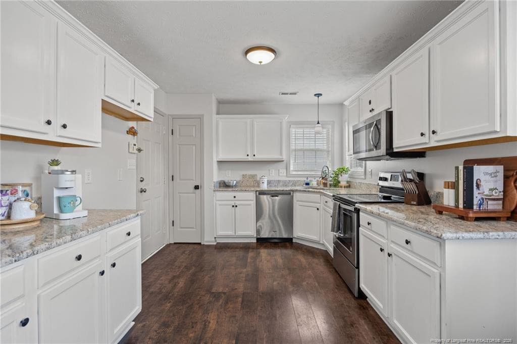 Photo 10 - 2608 Gressitt Point Lane, Fayetteville, NC 28306, Fayetteville