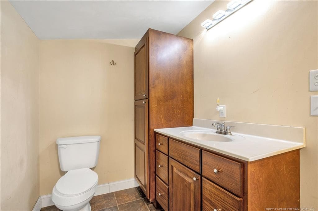 Bathroom 1 - 305 E 11th Street, Lumberton, NC 28358, Lumberton