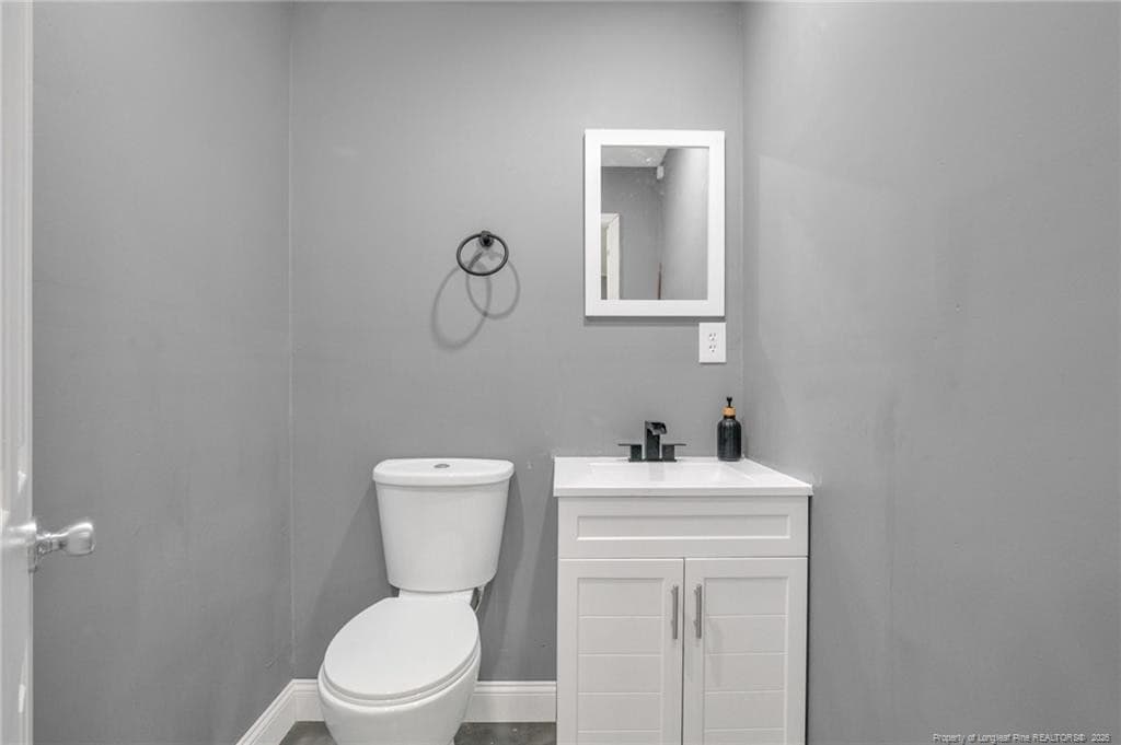 Washroom Half-Bath - 305 E 11th Street, Lumberton, NC 28358, Lumberton