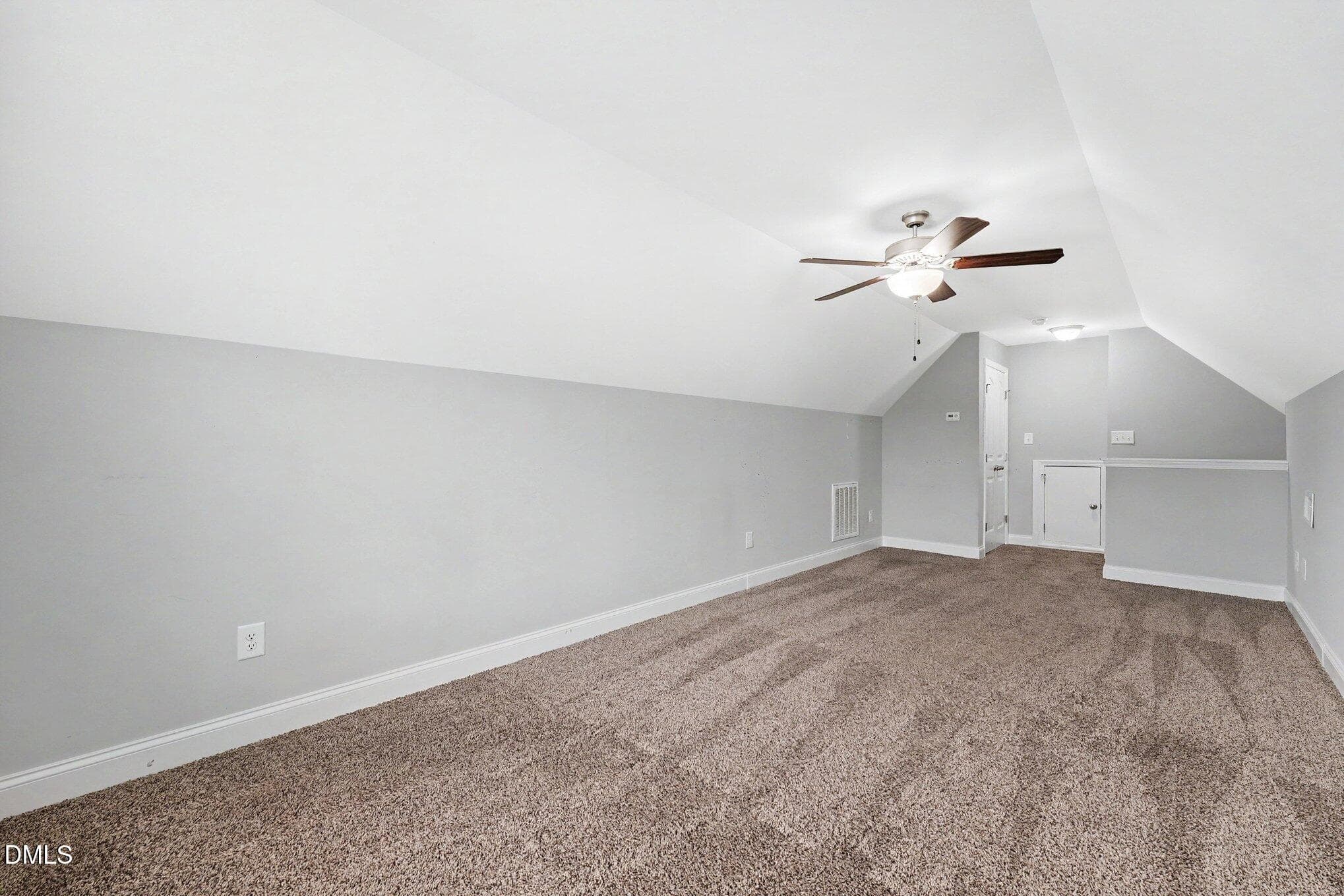018_file_1527 - 3033 N Kilchattan Drive, Fayetteville, NC 28306, Fayetteville