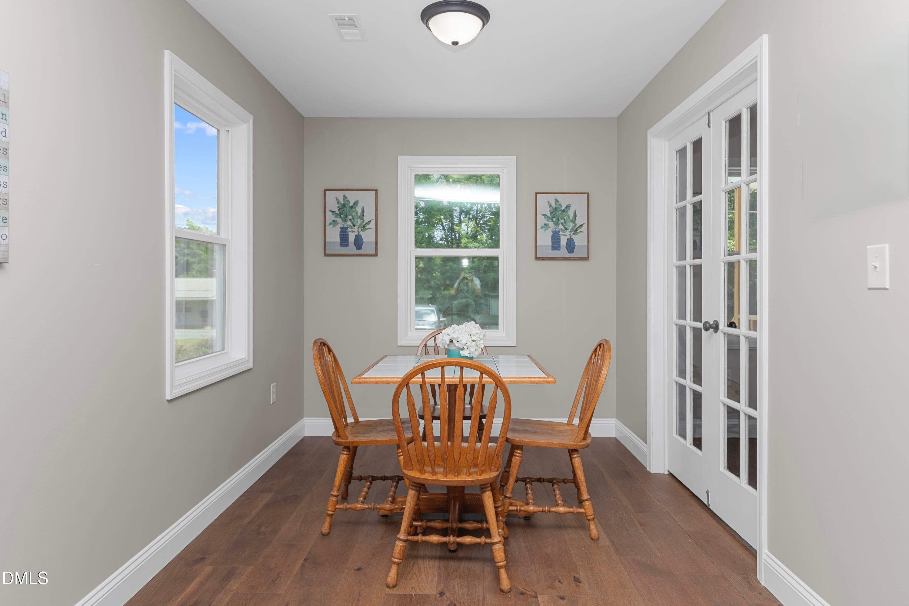 breakfast nook - 644 Moores Chapel Road, Lillington, NC 27546