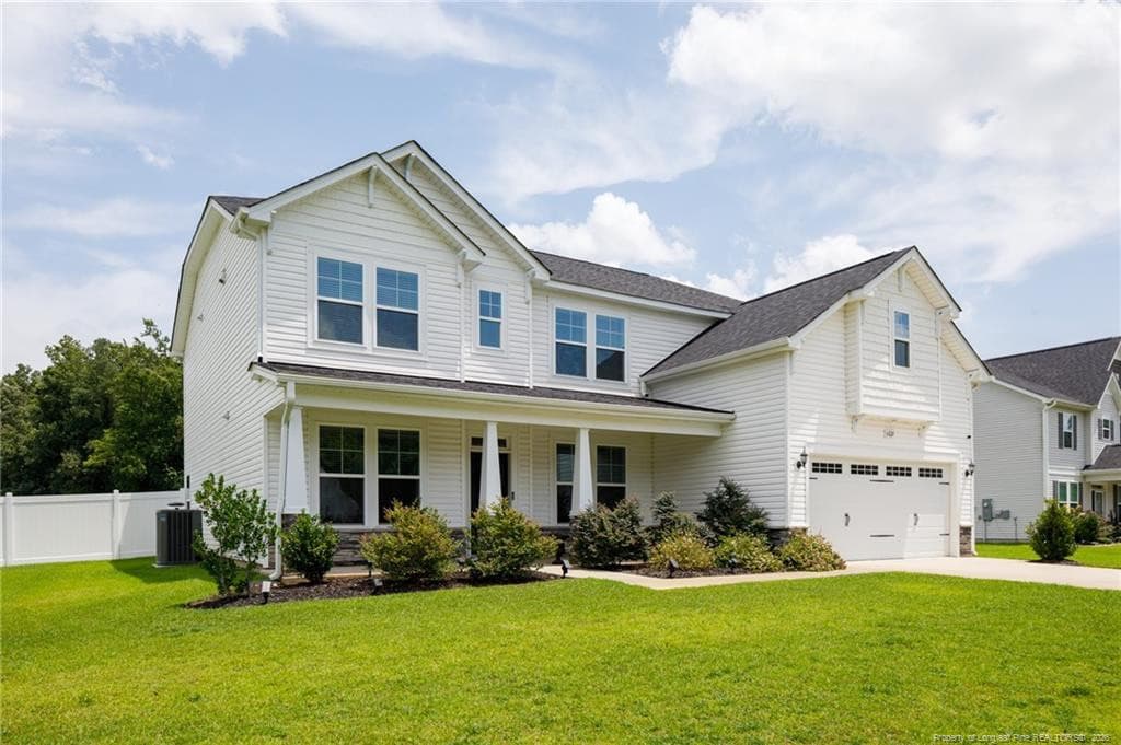 Photo 2 - 6820 Running Fox Road, Hope Mills, NC 28348