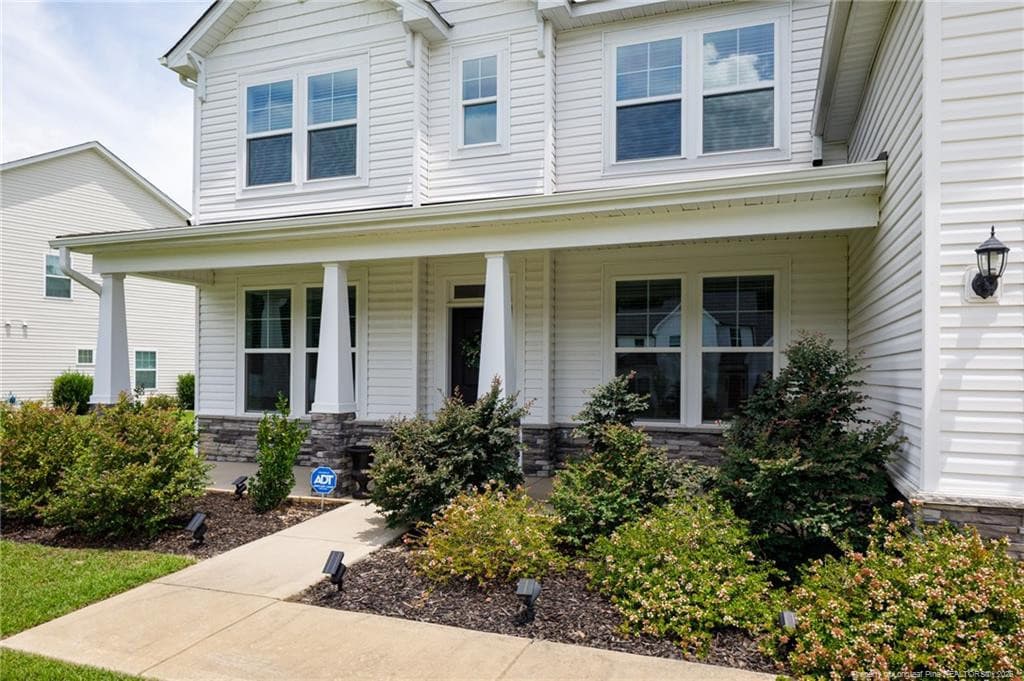 Photo 3 - 6820 Running Fox Road, Hope Mills, NC 28348